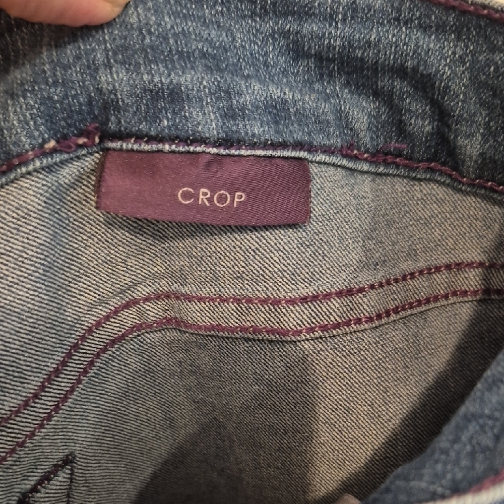 NYDJ Blue Cropped Jeans with Embroidery On Back Pockets - Picture 6 of 12